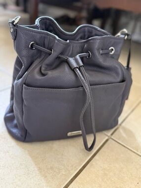 VINTAGE Coach Avery Park Pebble Leather Drawstring Bucket Bag